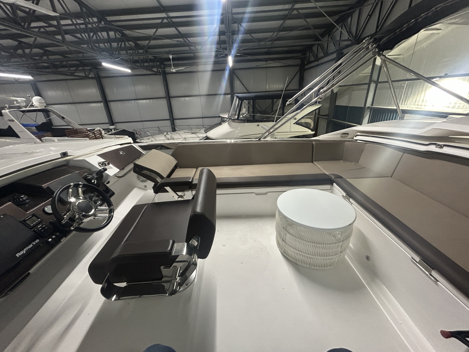 2018 Galeon 560 Sky 56