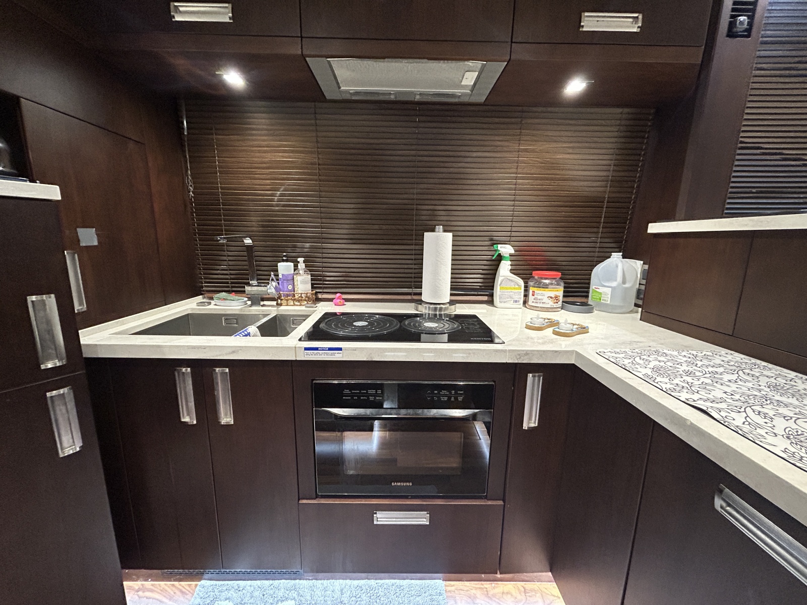 2018 Galeon 560 Sky 56