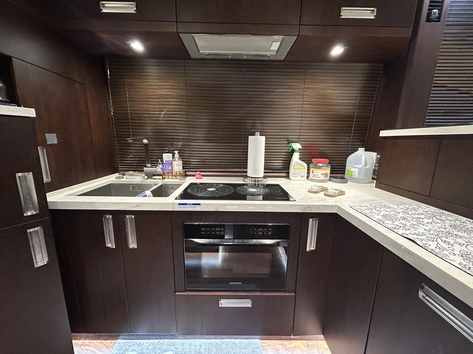 2018 Galeon 560 Sky 56