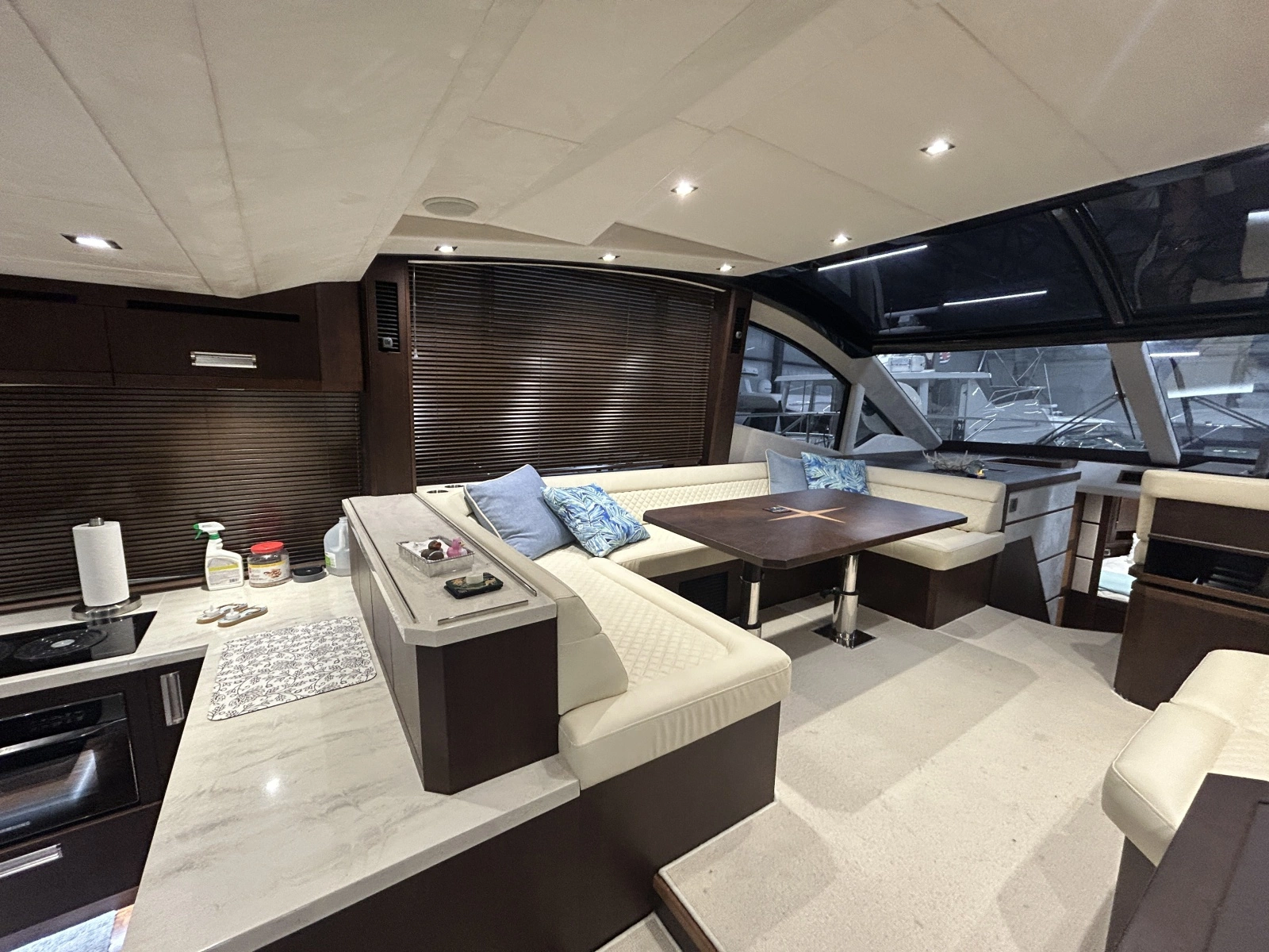 2018 Galeon 560 Sky 56