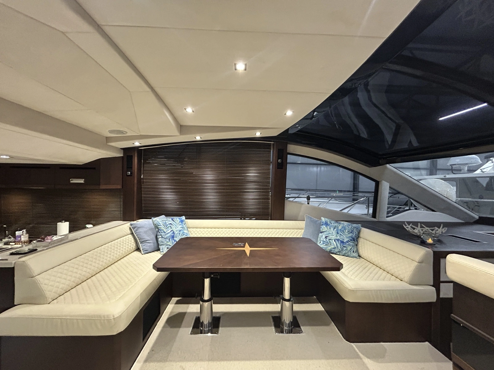 2018 Galeon 560 Sky 56