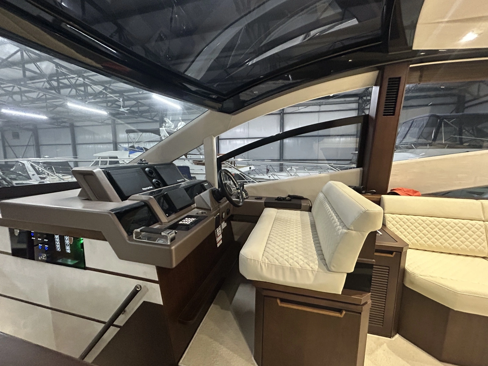 2018 Galeon 560 Sky 56