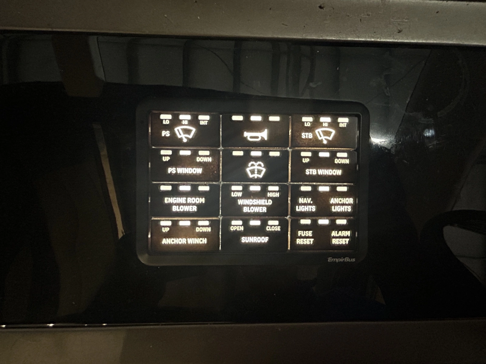 2018 Galeon 560 Sky 56