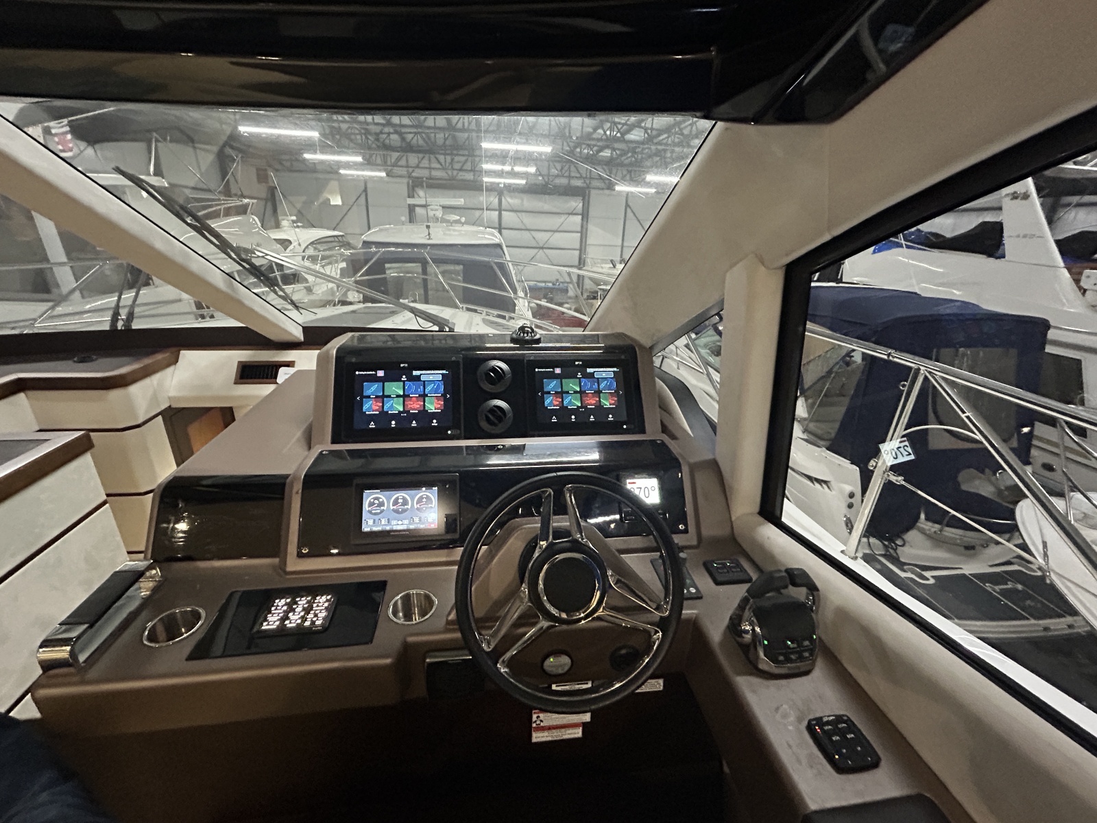 2018 Galeon 560 Sky 56