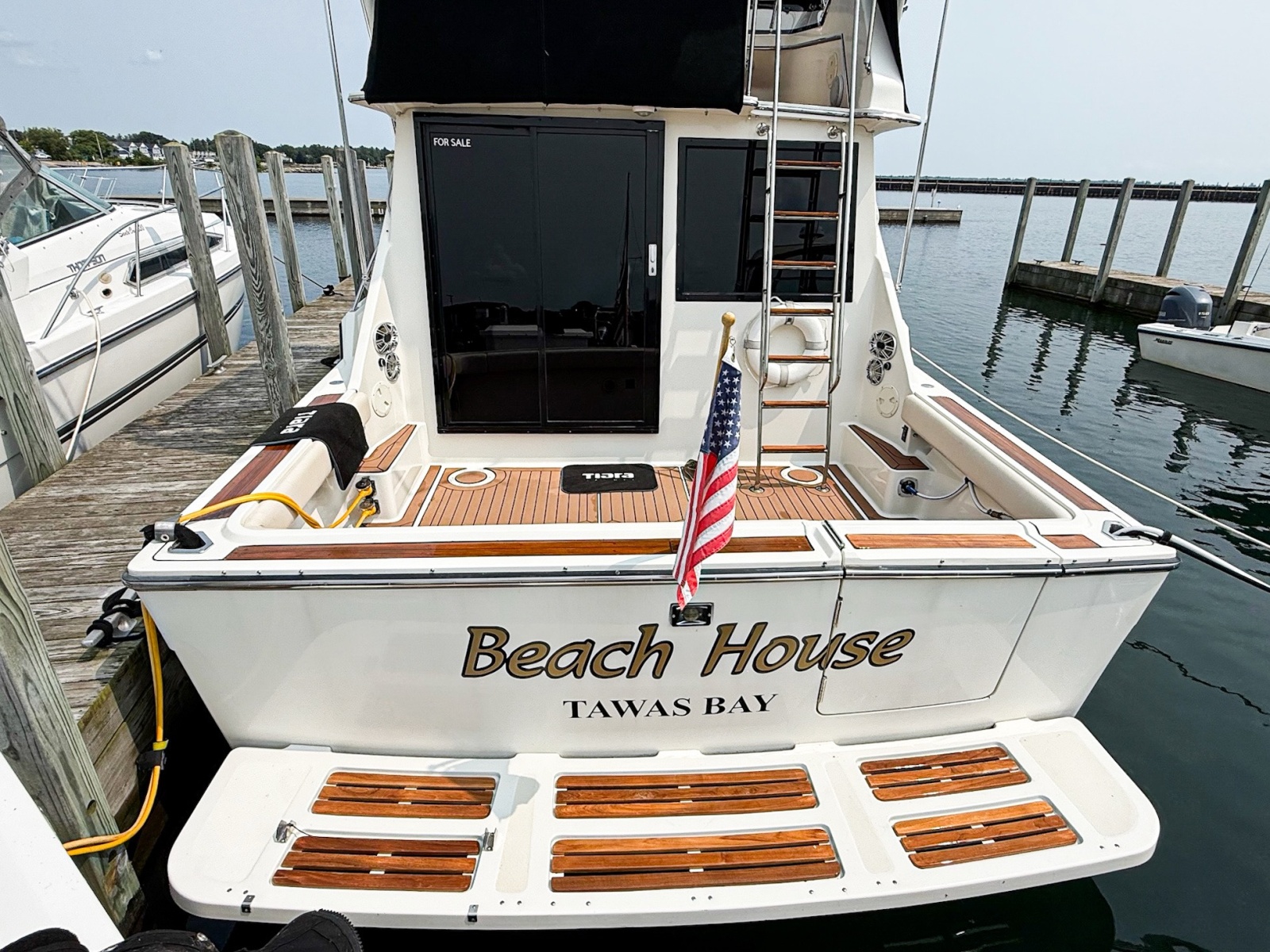 1989 Tiara Yachts 3600 Convertible