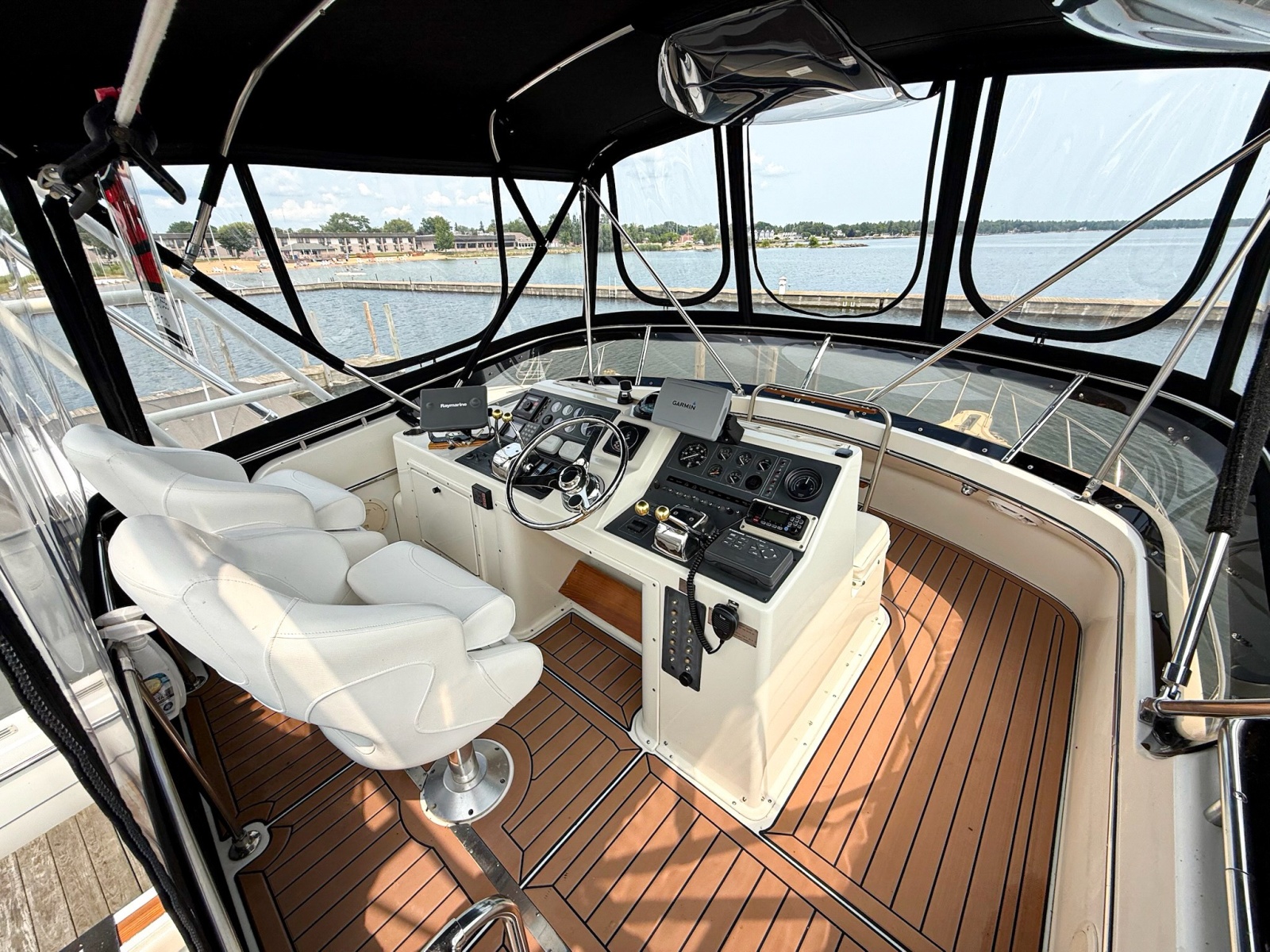 1989 Tiara Yachts 3600 Convertible