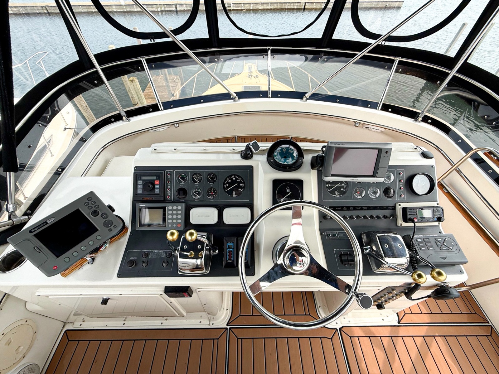 1989 Tiara Yachts 3600 Convertible