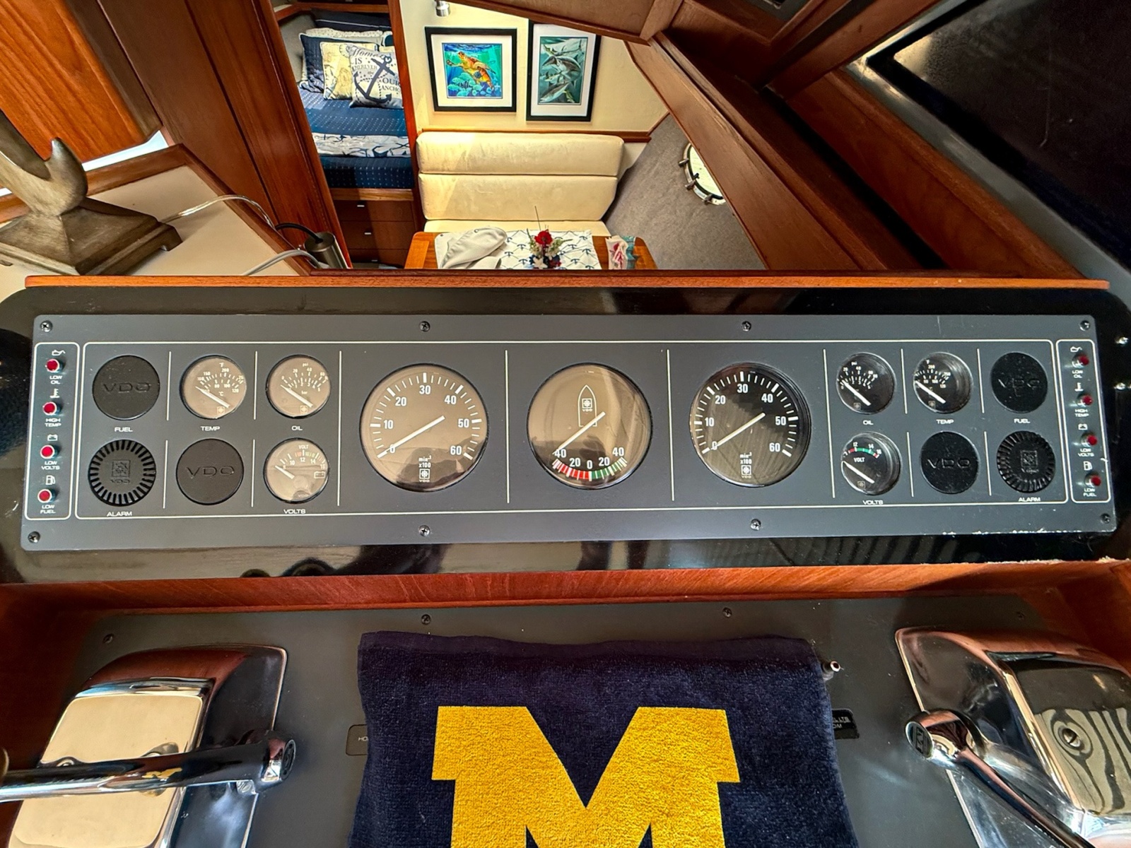 1989 Tiara Yachts 3600 Convertible