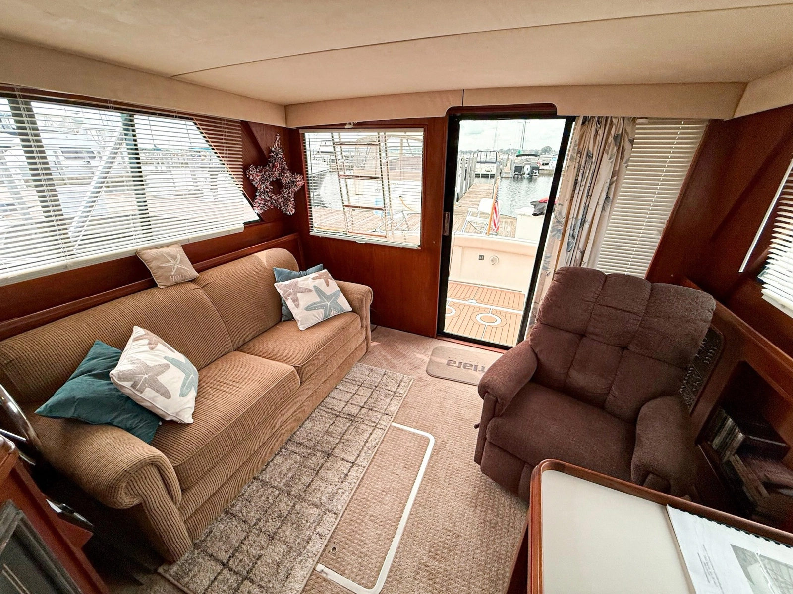 1989 Tiara Yachts 3600 Convertible