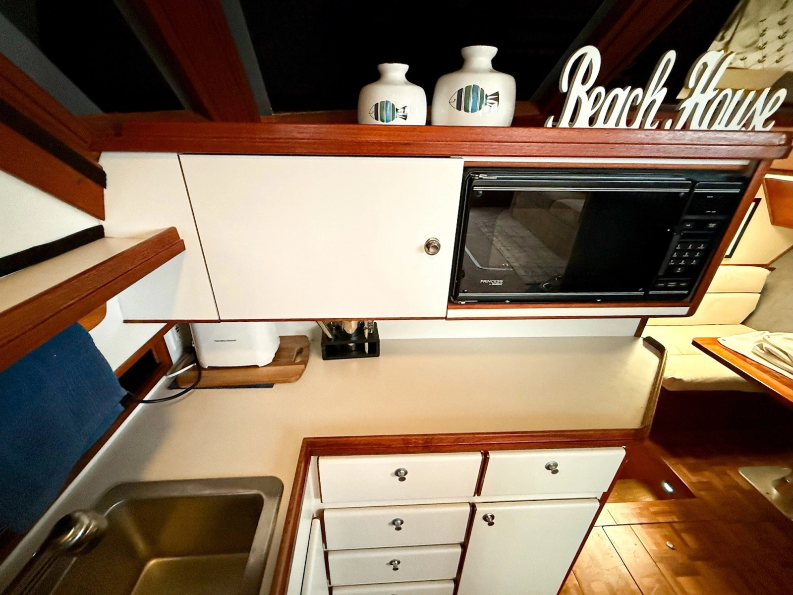 1989 Tiara Yachts 3600 Convertible