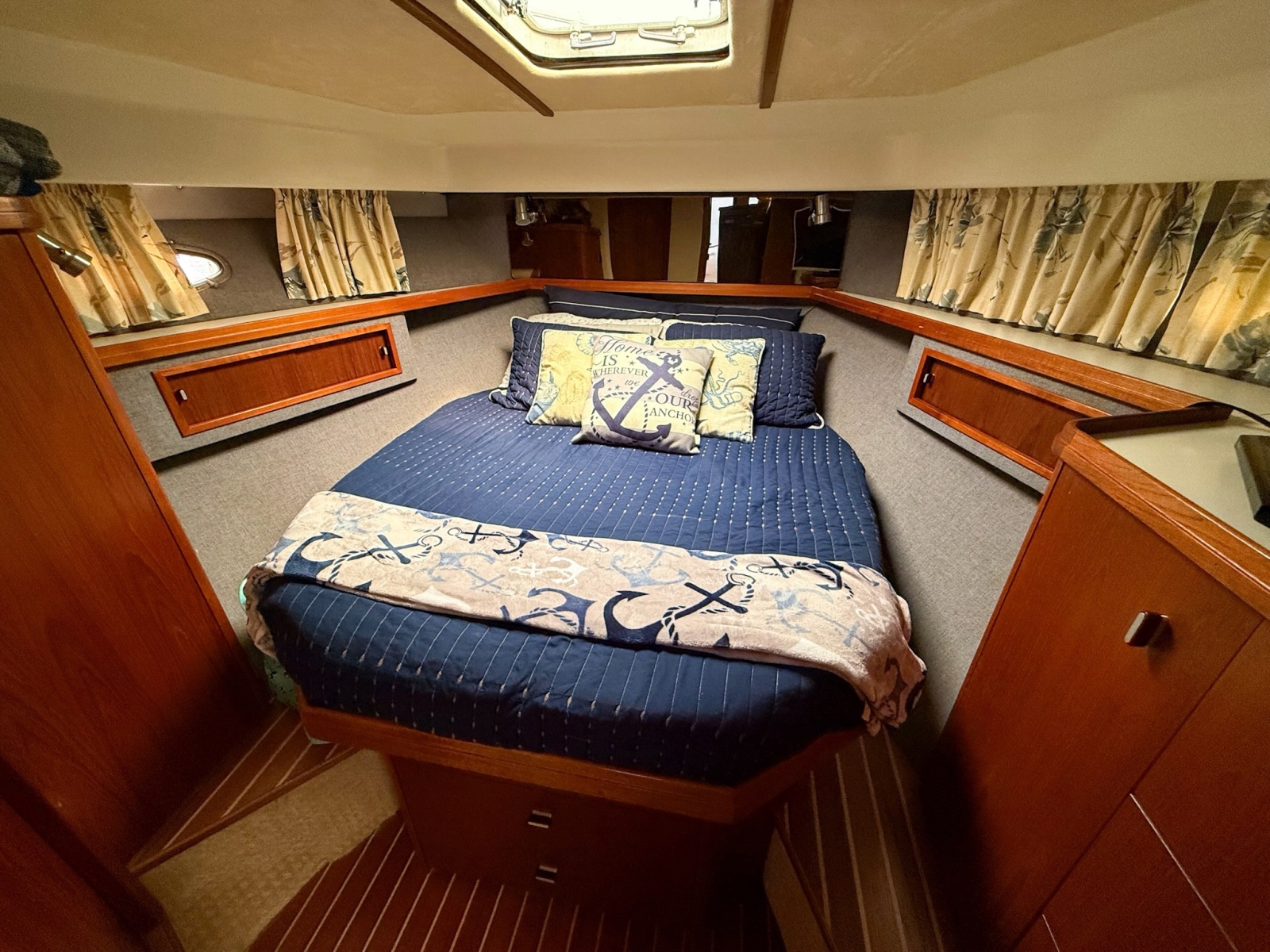 1989 Tiara Yachts 3600 Convertible