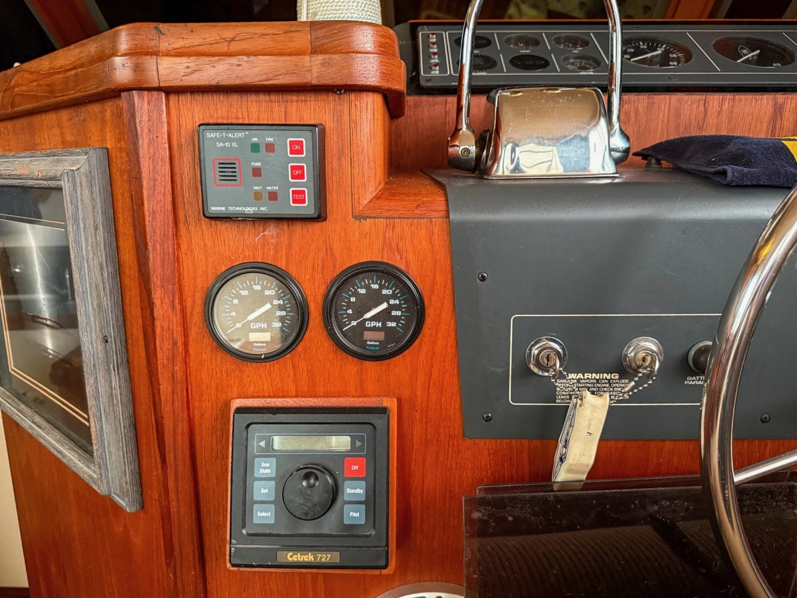 1989 Tiara Yachts 3600 Convertible