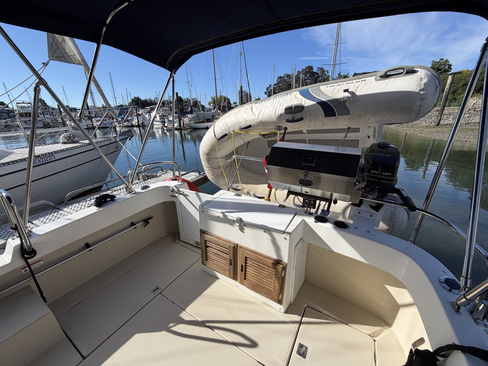 2010 Ranger Tugs 25 SC