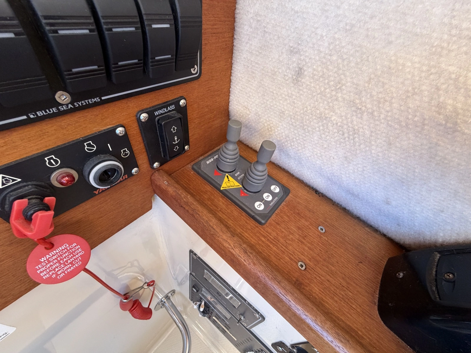 2010 Ranger Tugs 25 SC