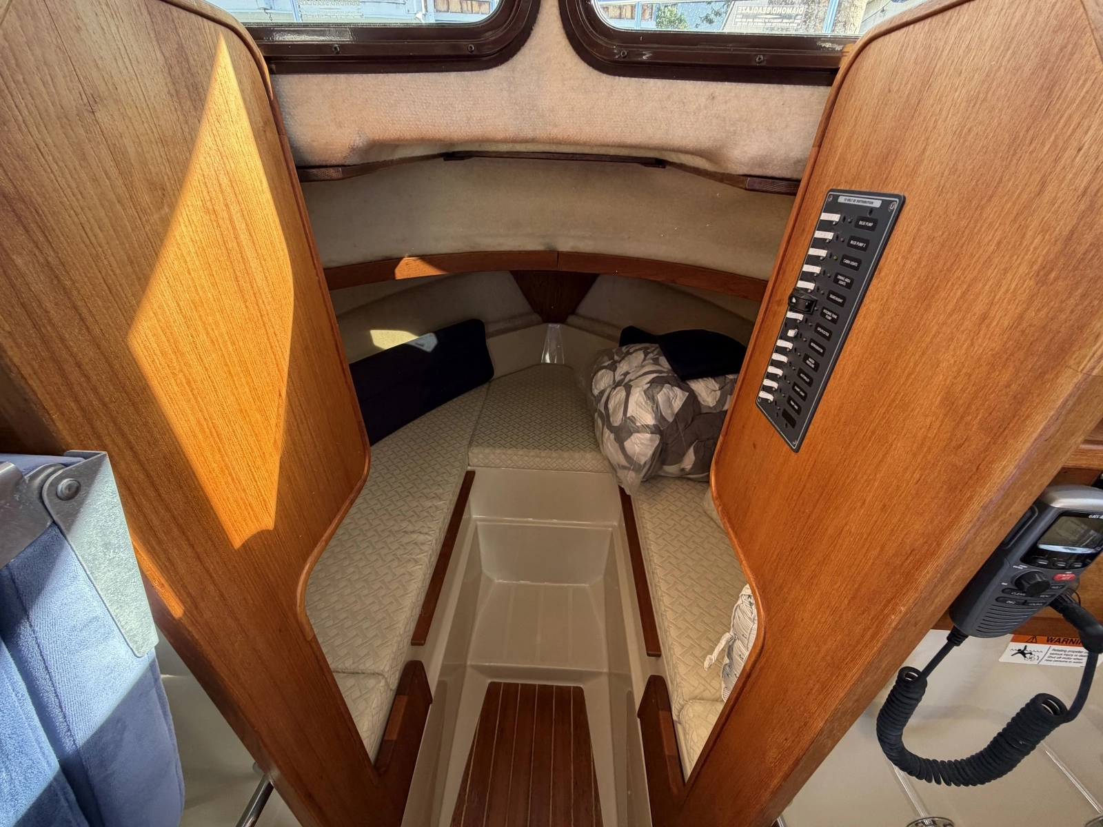 2010 Ranger Tugs 25 SC