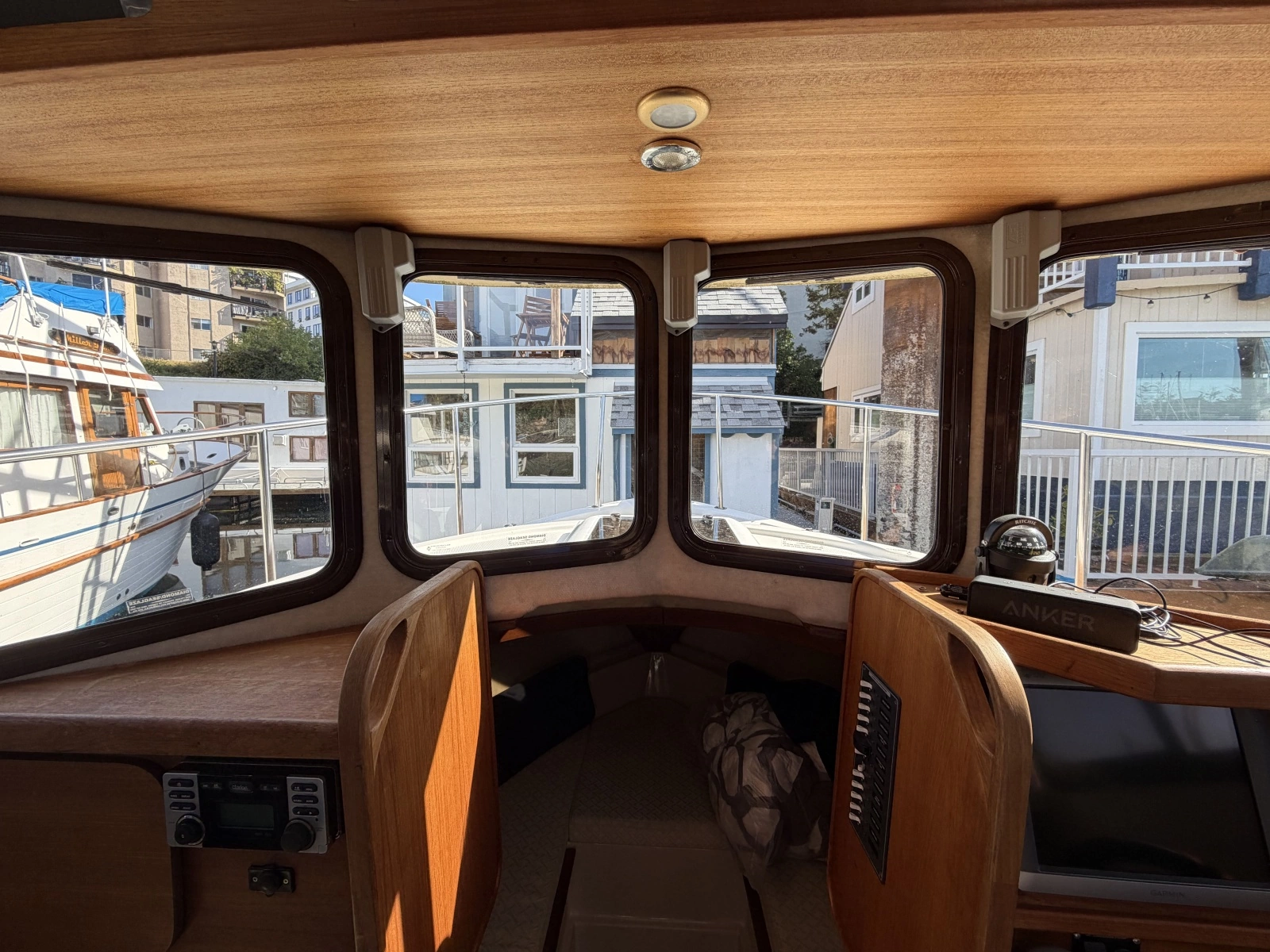 2010 Ranger Tugs 25 SC