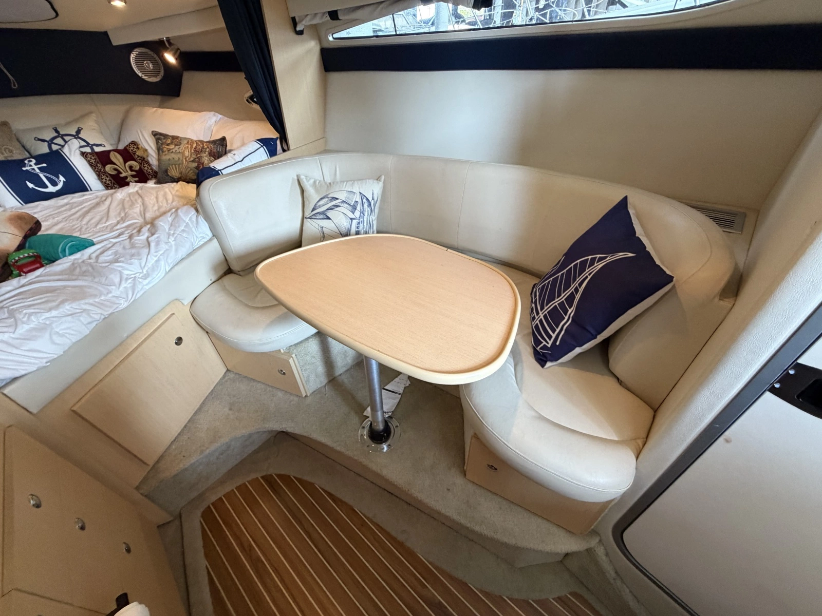 2012 Bayliner 315 SB