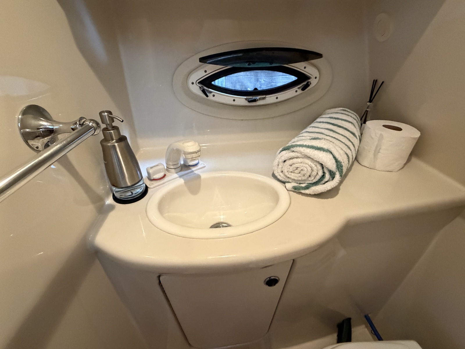 2012 Bayliner 315 SB