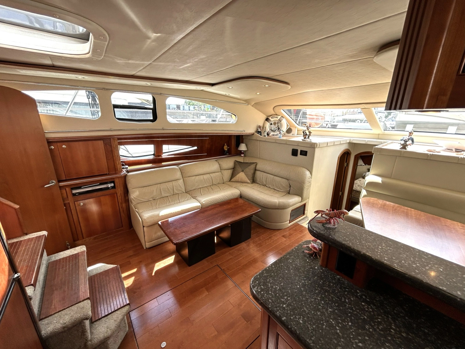 2007 Cruisers Yachts 455