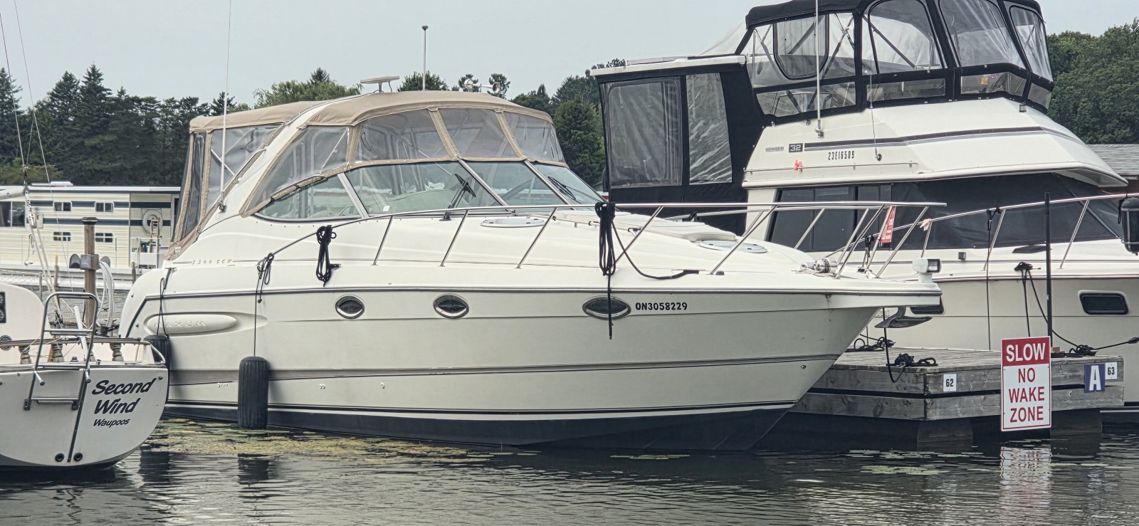 2000 Maxum 3300SCR