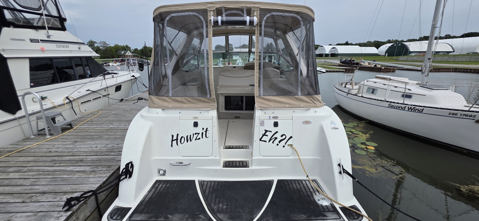 2000 Maxum 3300SCR