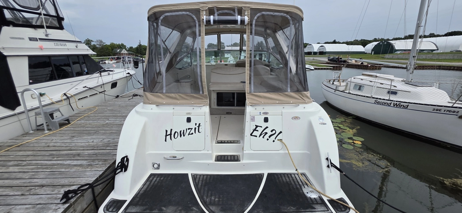 2000 Maxum 3300SCR