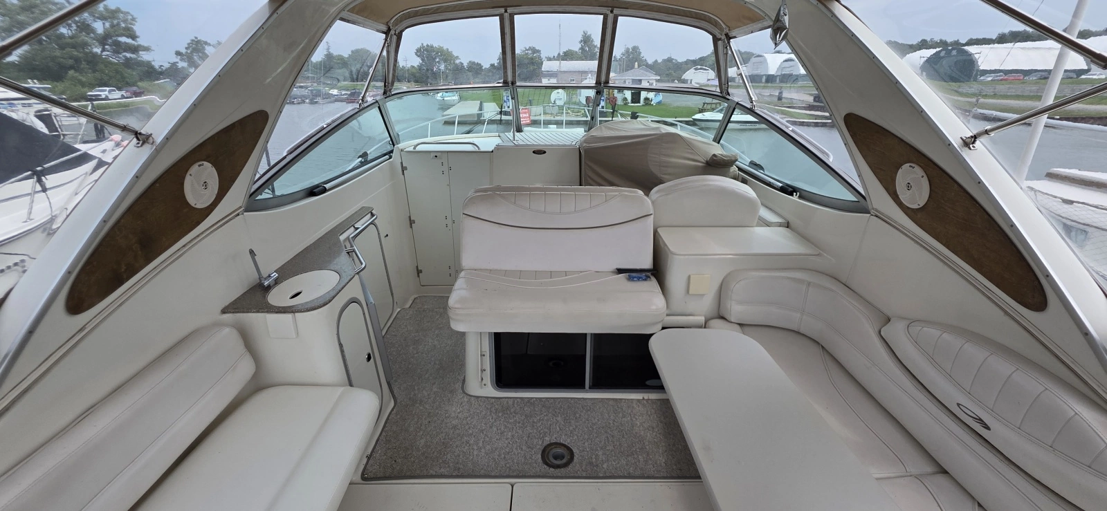 2000 Maxum 3300SCR