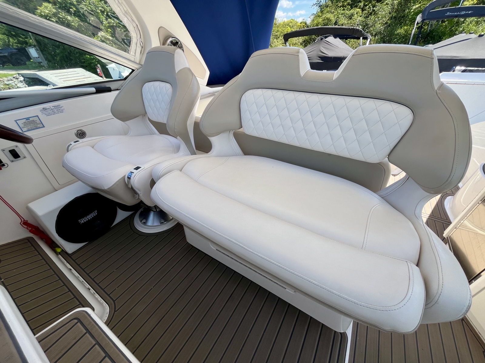 2012 Chaparral 330 Signature