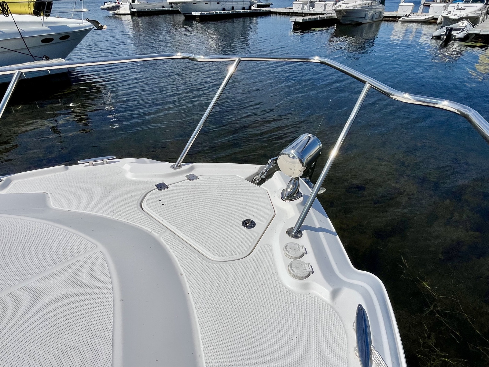 2012 Chaparral 330 Signature