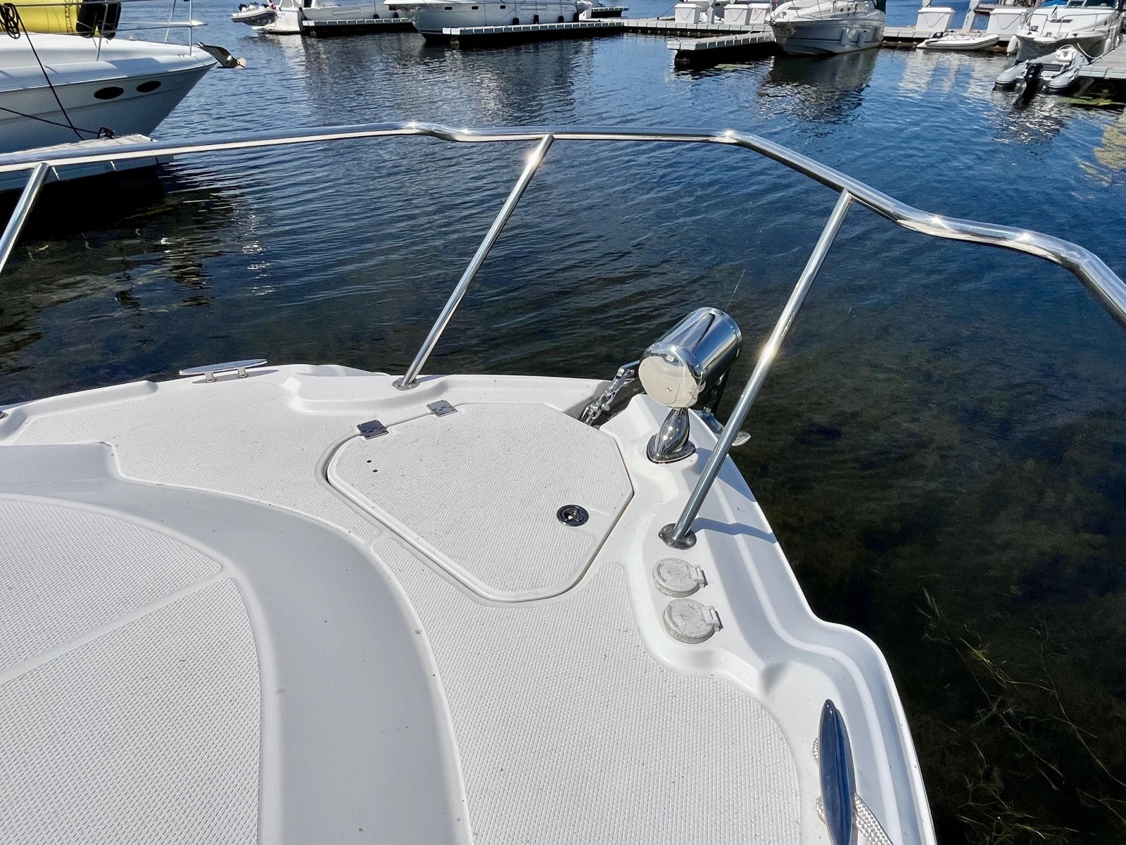 2012 Chaparral 330 Signature