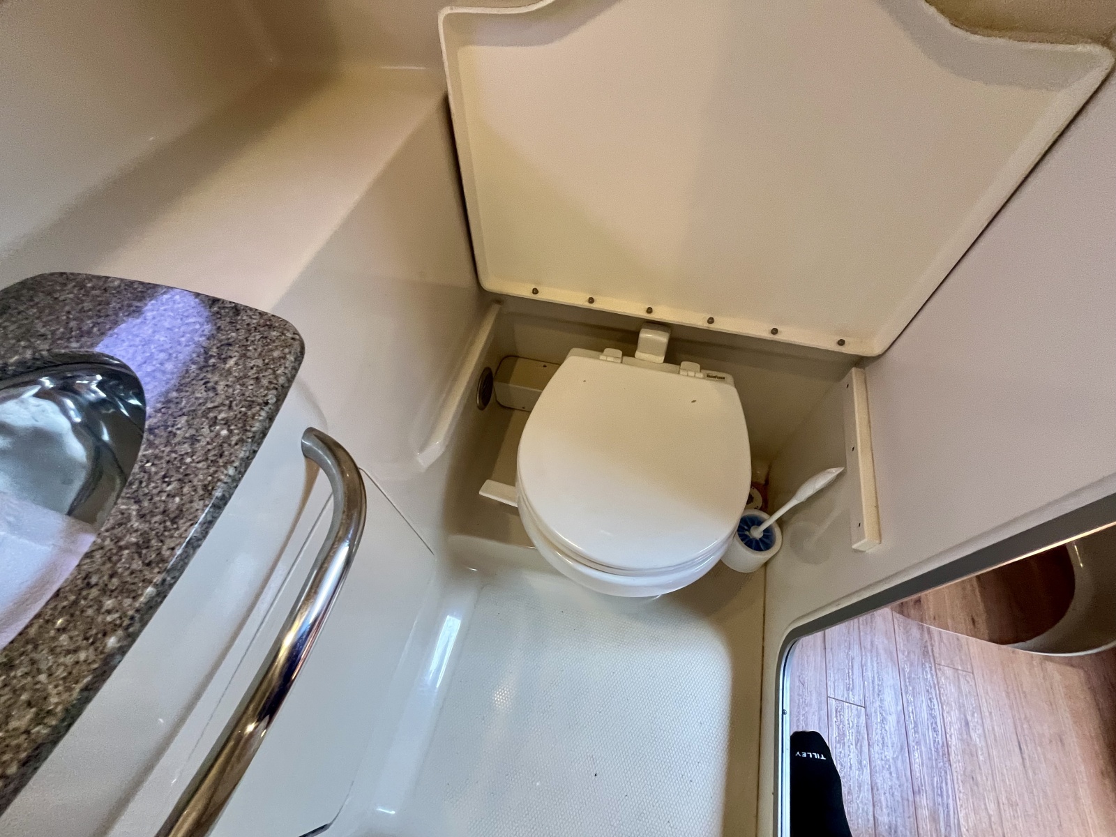 2012 Chaparral 330 Signature