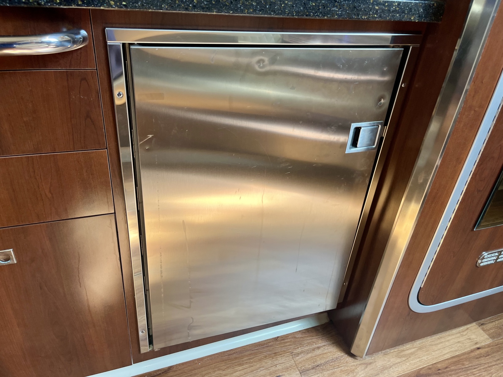 2012 Chaparral 330 Signature