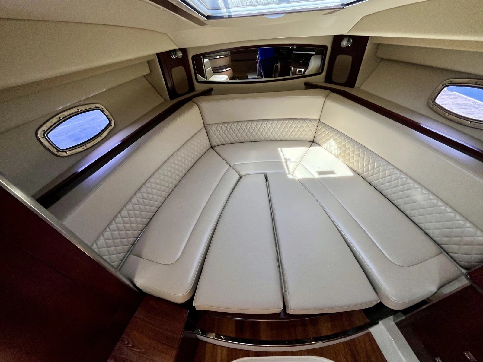 2012 Chaparral 330 Signature