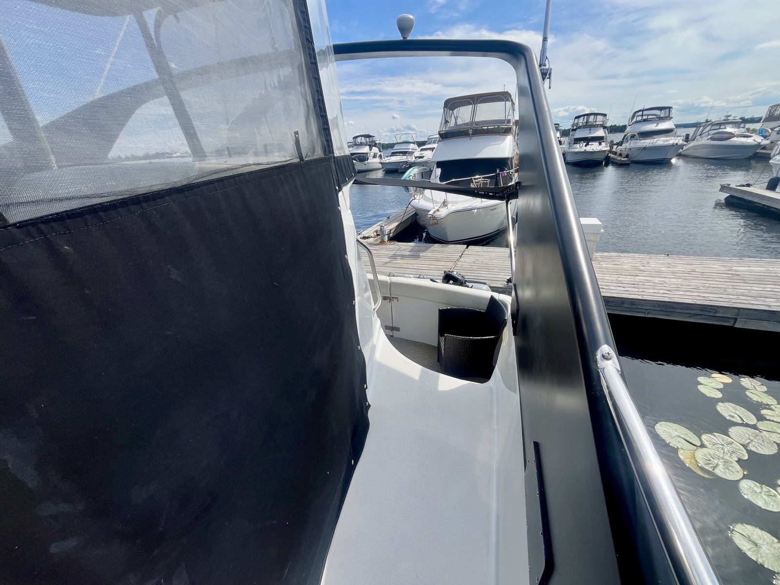 1999 Carver 350 Mariner 35