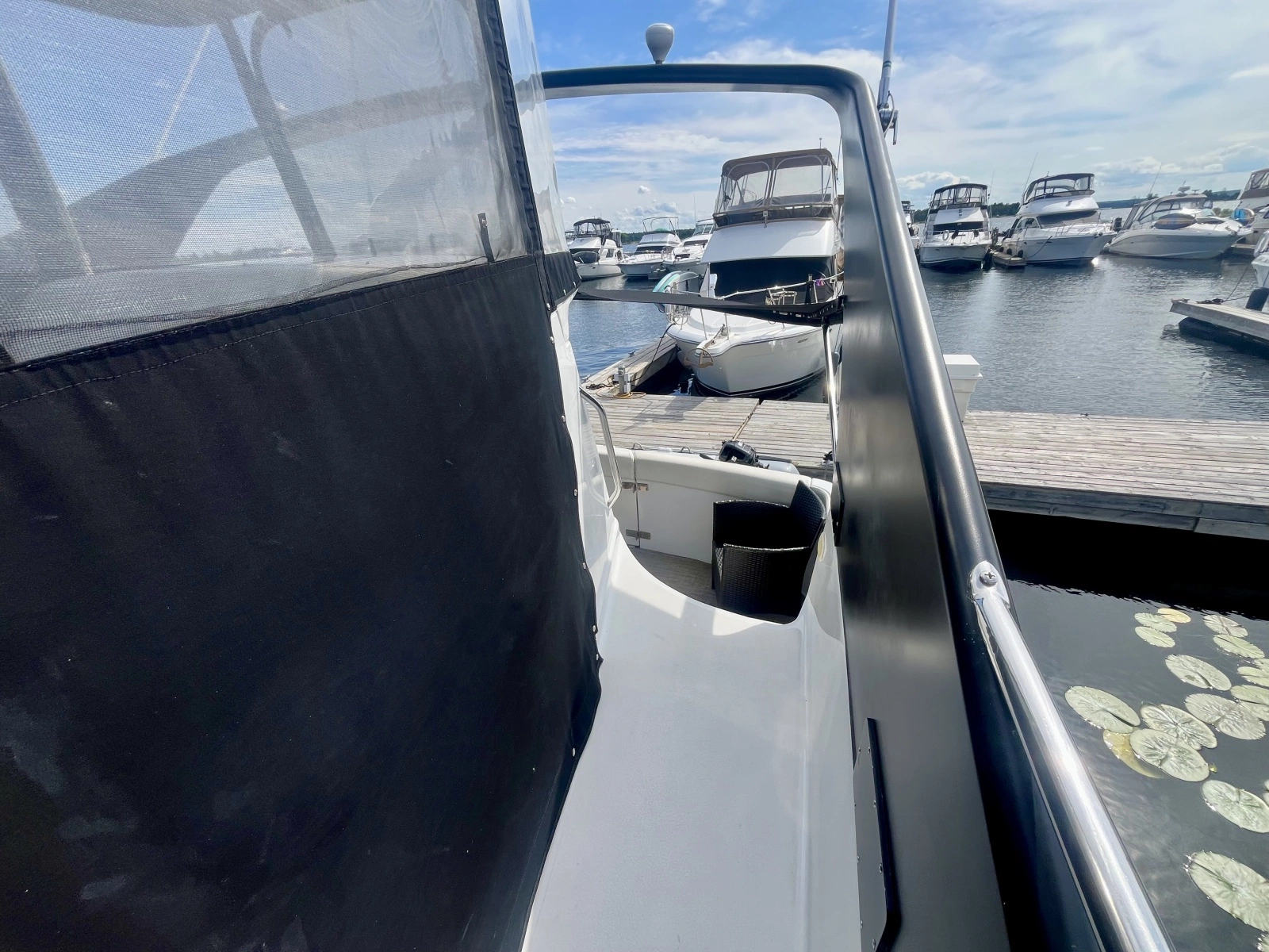 1999 Carver 350 Mariner 35