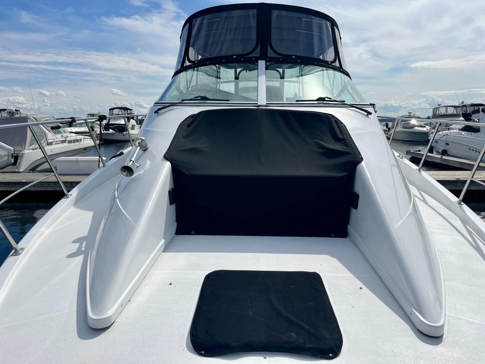 1999 Carver 350 Mariner 35