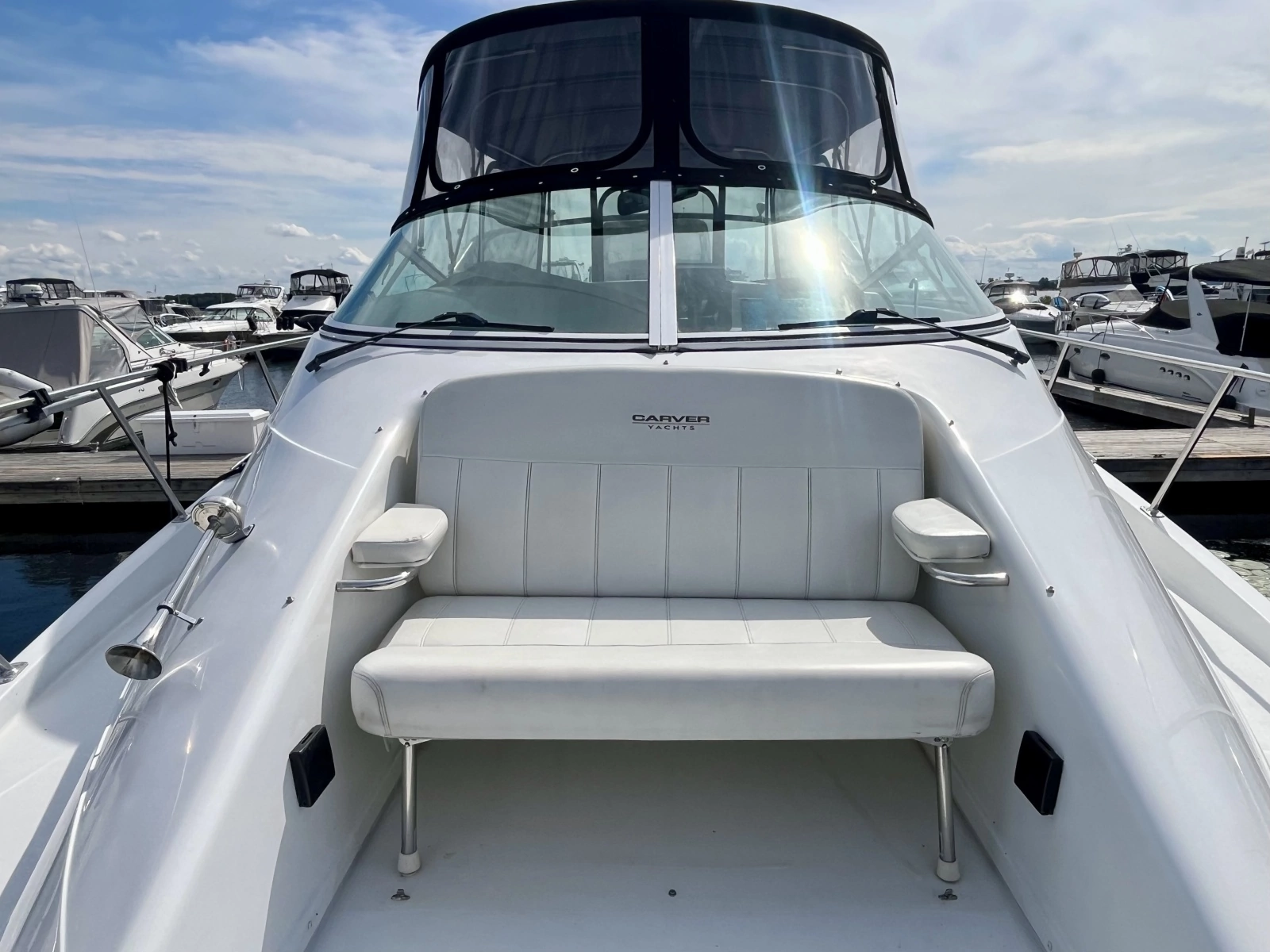 1999 Carver 350 Mariner 35