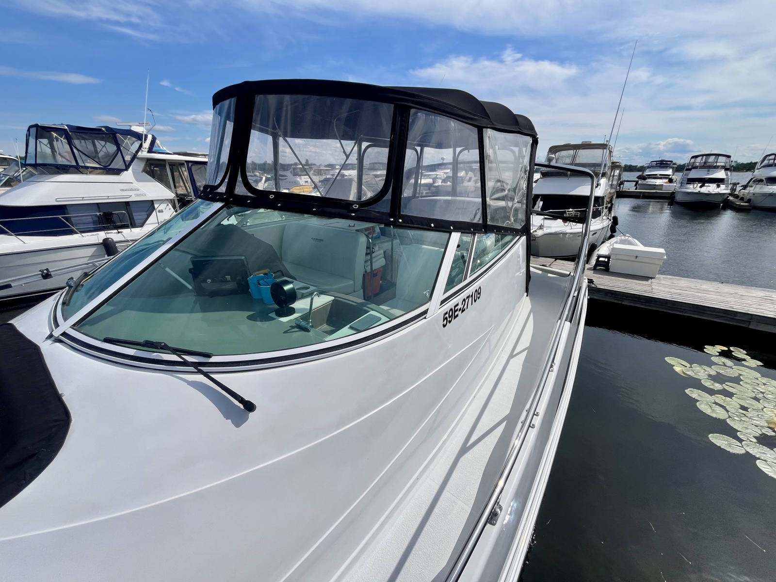 1999 Carver 350 Mariner 35