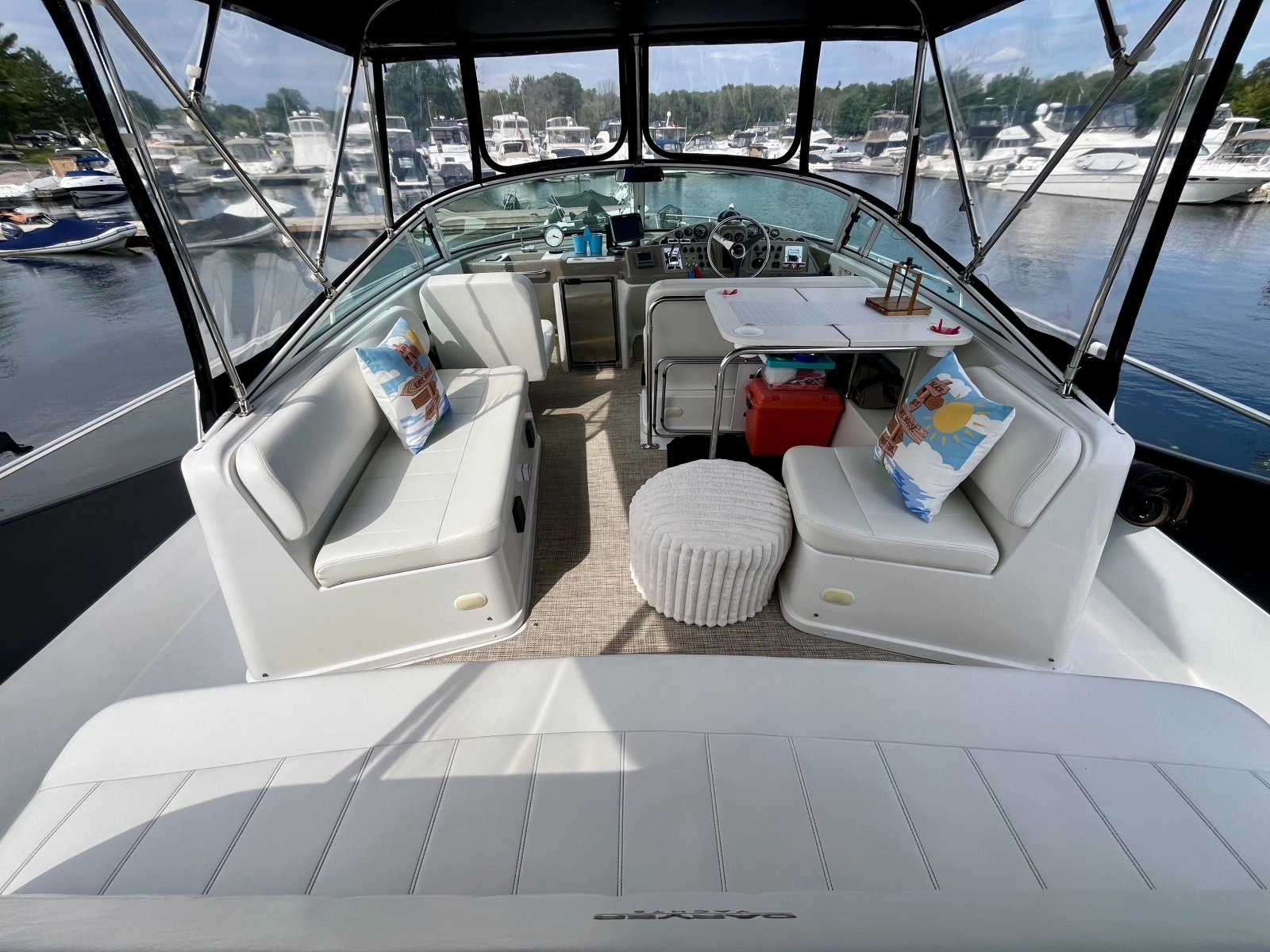 1999 Carver 350 Mariner 35