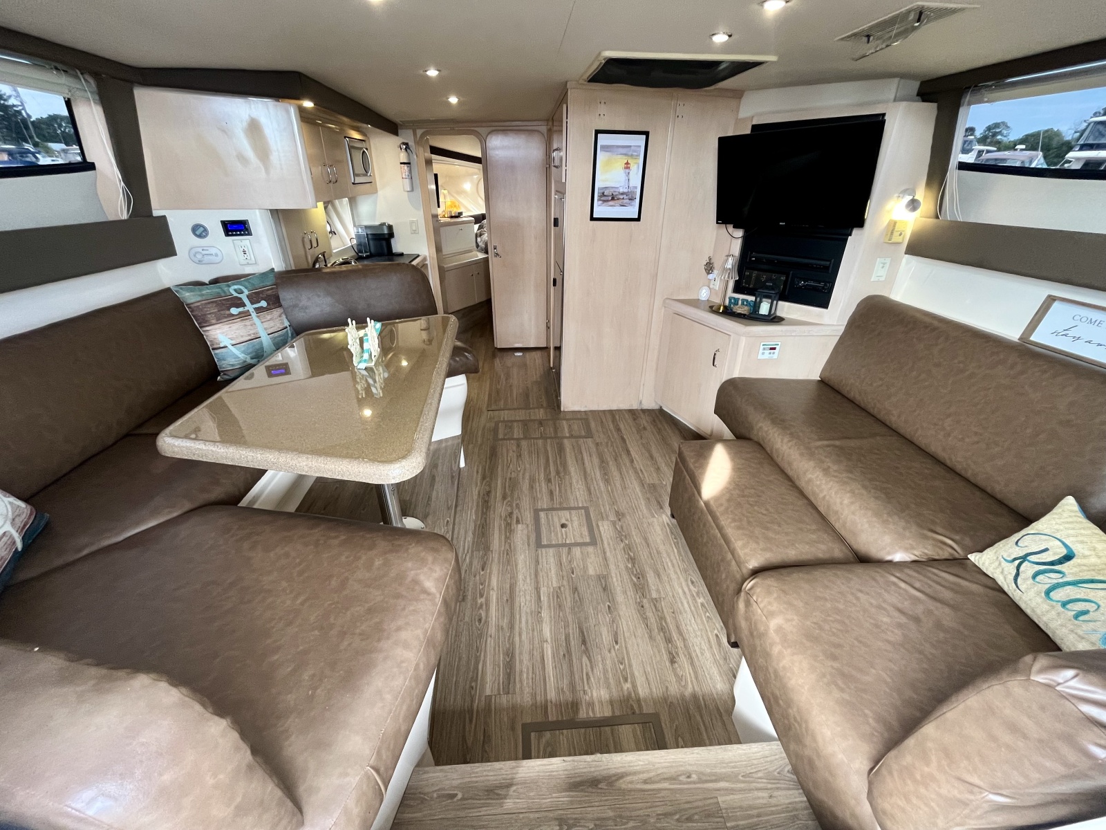 1999 Carver 350 Mariner 35