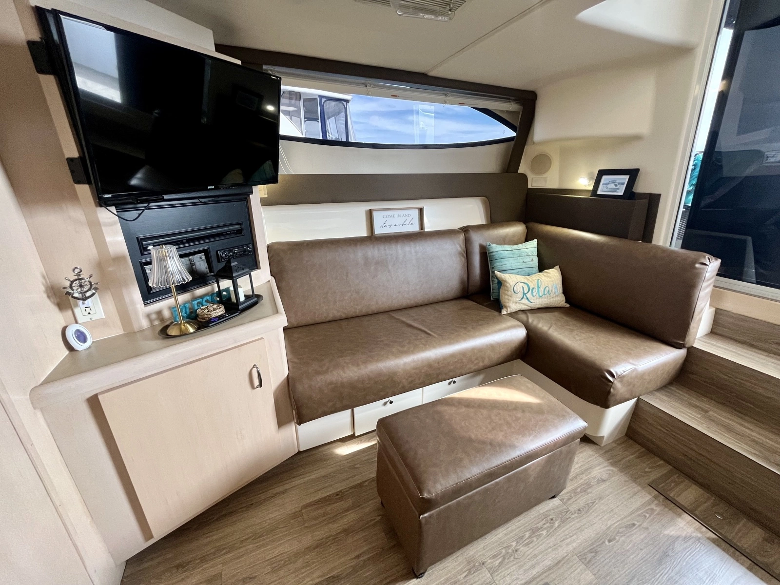 1999 Carver 350 Mariner 35