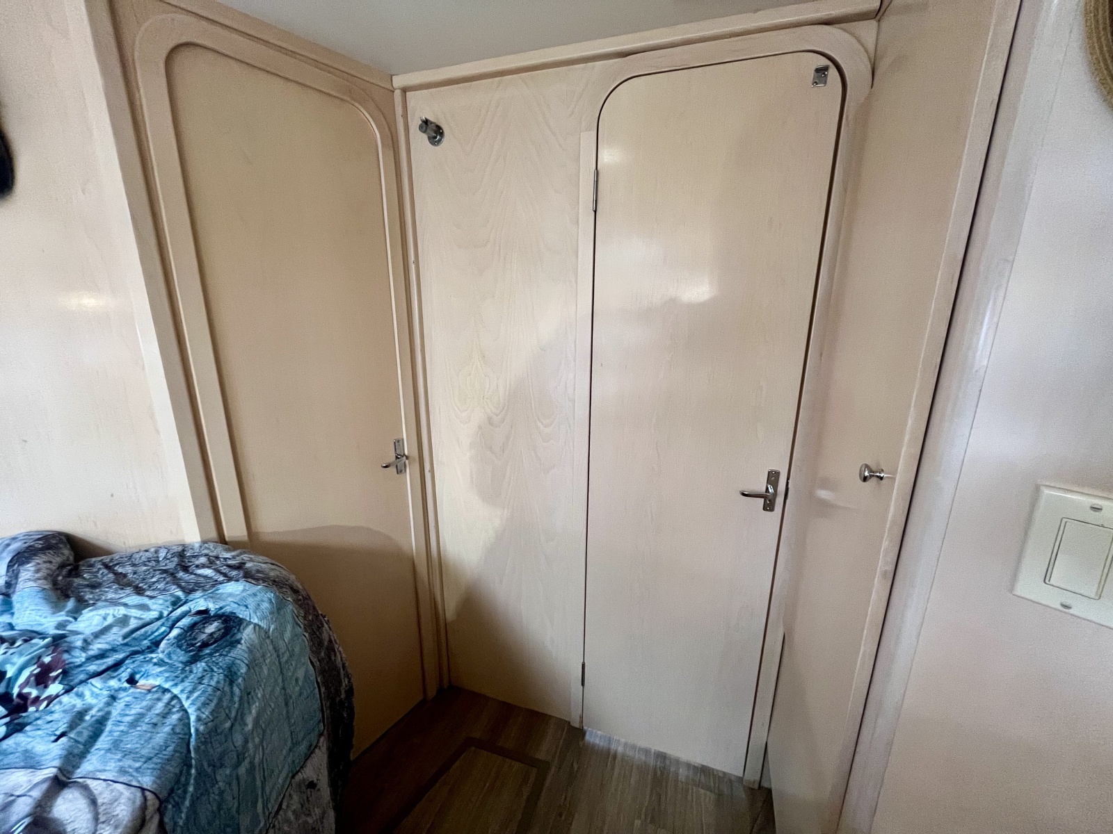 1999 Carver 350 Mariner 35