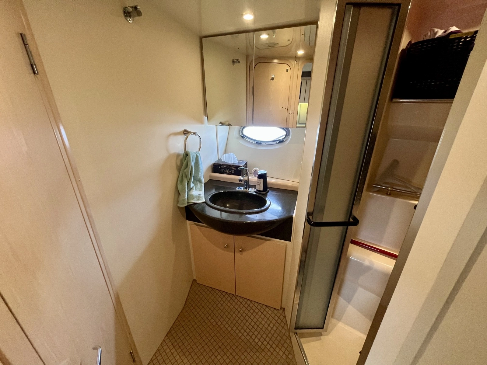 1999 Carver 350 Mariner 35