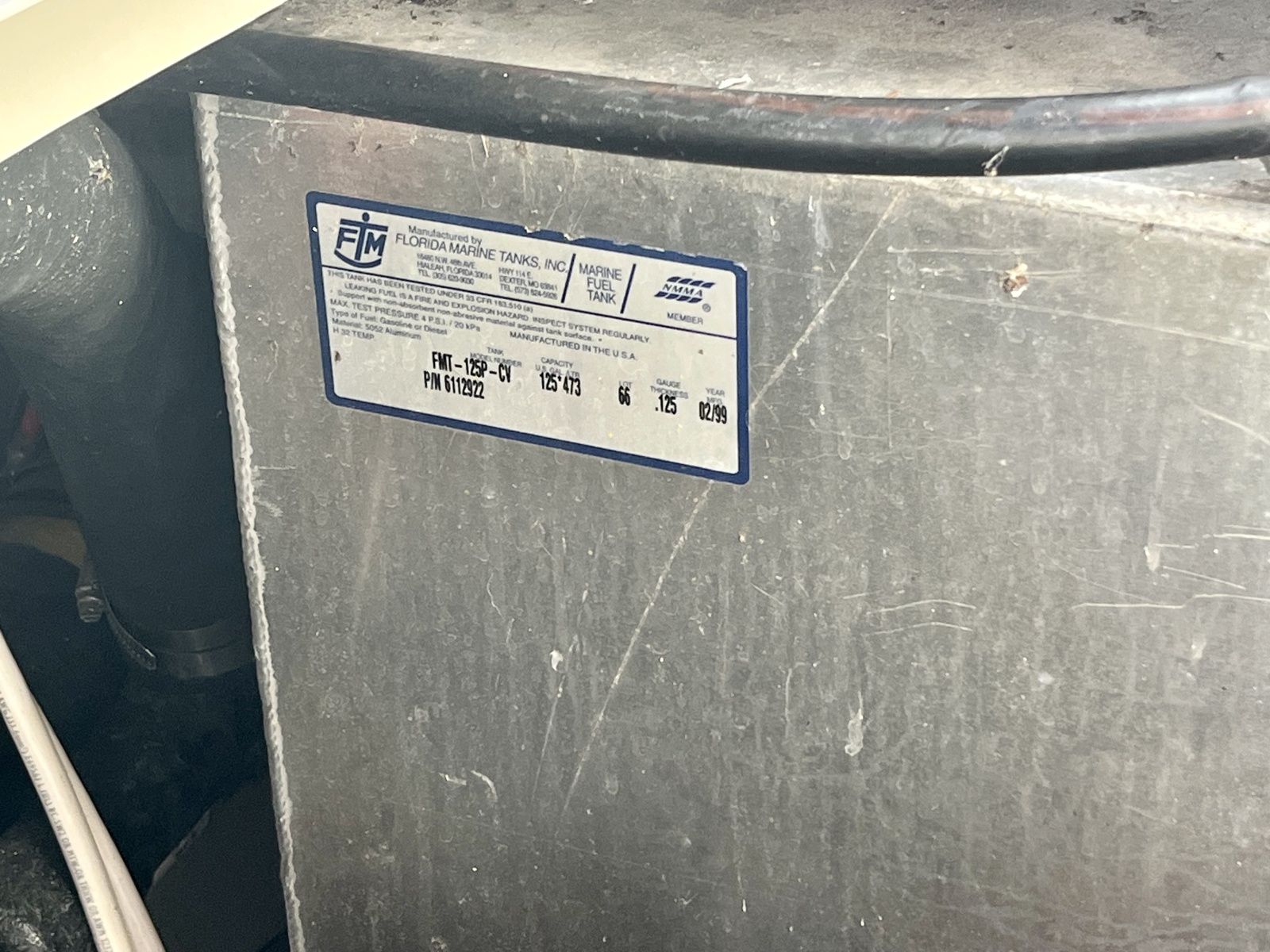 1999 Carver 350 Mariner 35