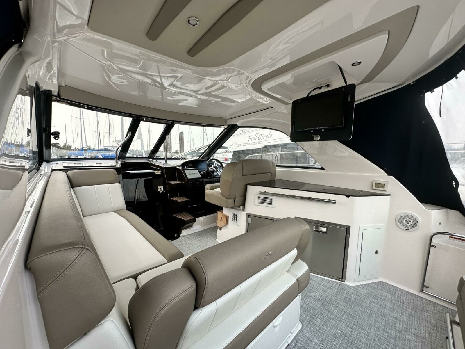 2014 Regal 35 Sport Coupe