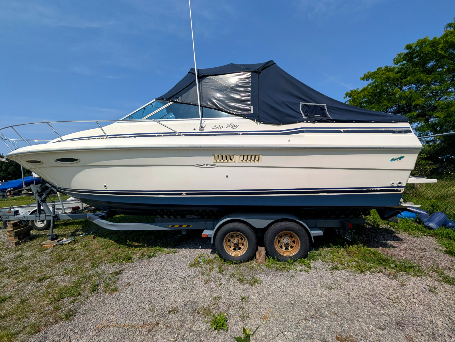 1987 Sea Ray 270 Amberjack