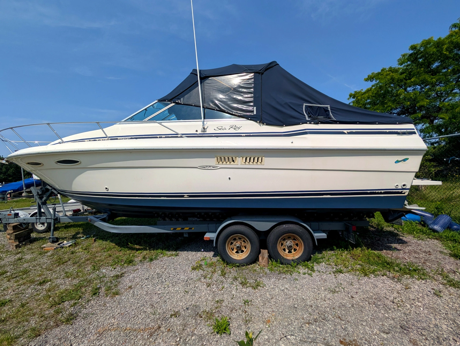 1987 Sea Ray 270 Amberjack