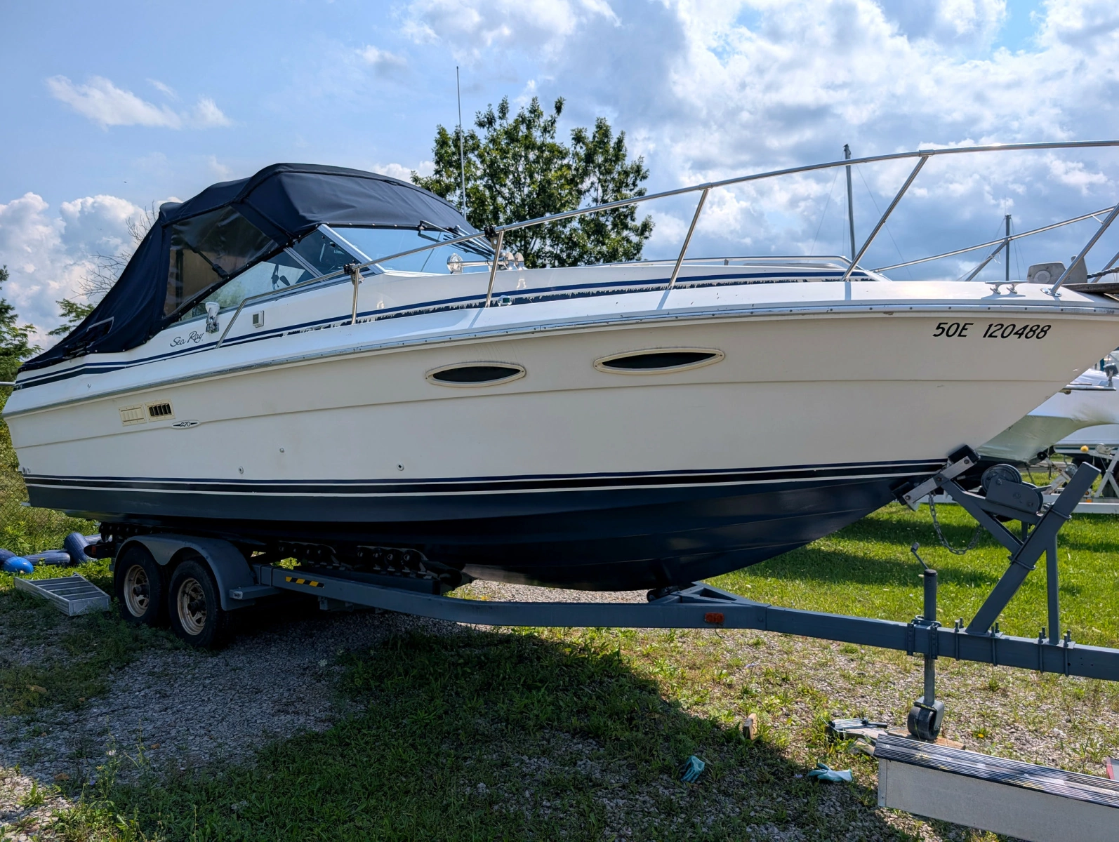 1987 Sea Ray 270 Amberjack