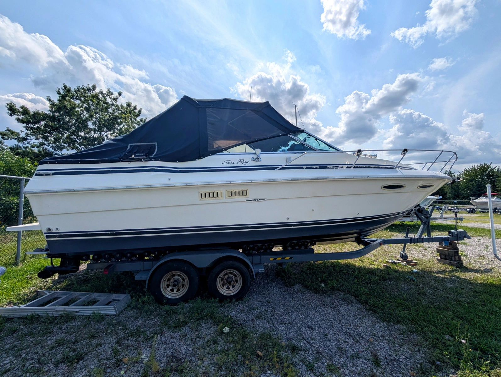 1987 Sea Ray 270 Amberjack