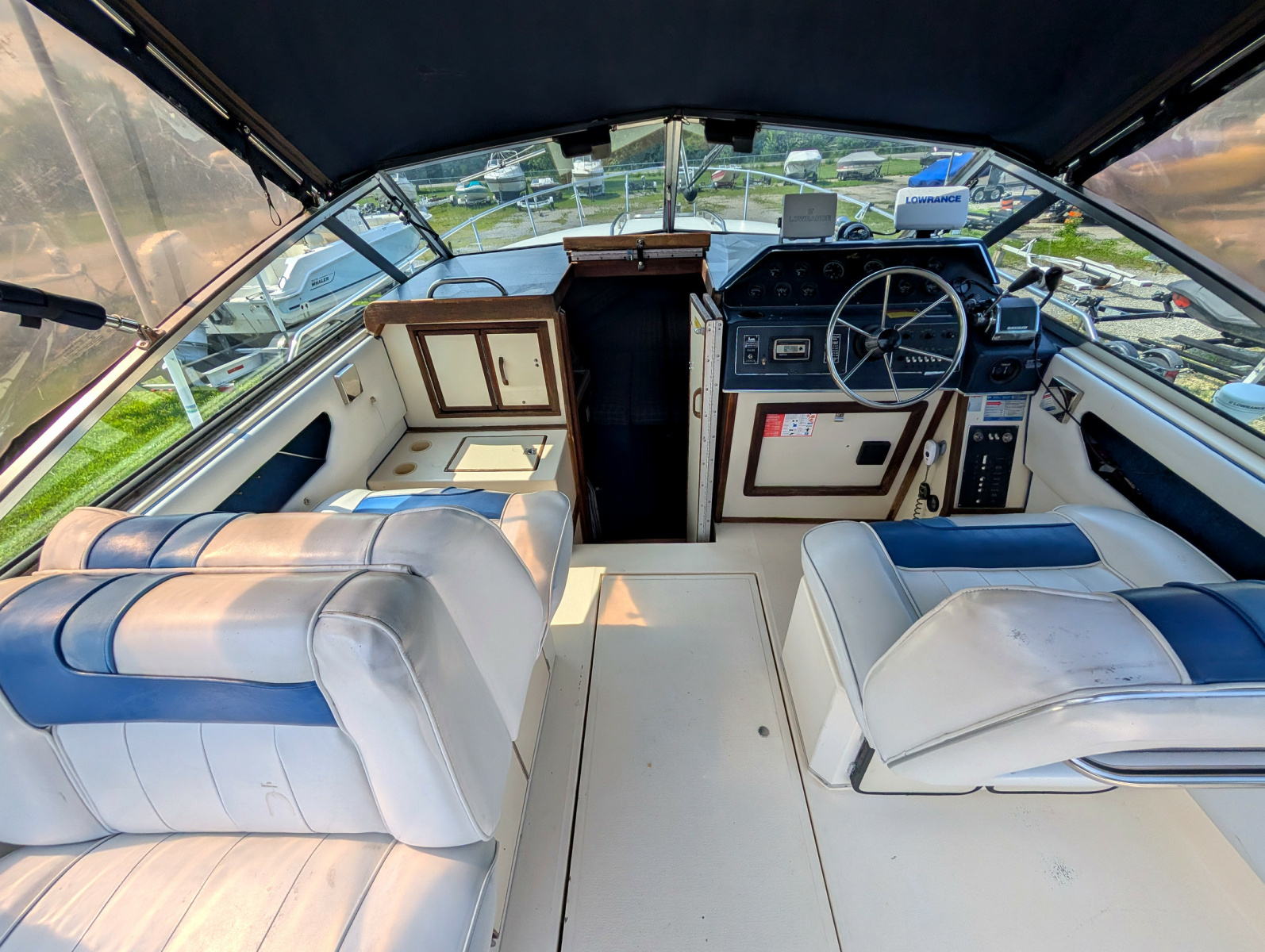 1987 Sea Ray 270 Amberjack